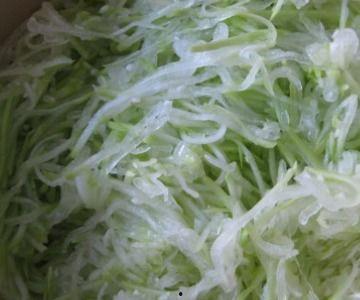 瓠子瓜可以吃卤面吗,探寻传统美食的新搭配